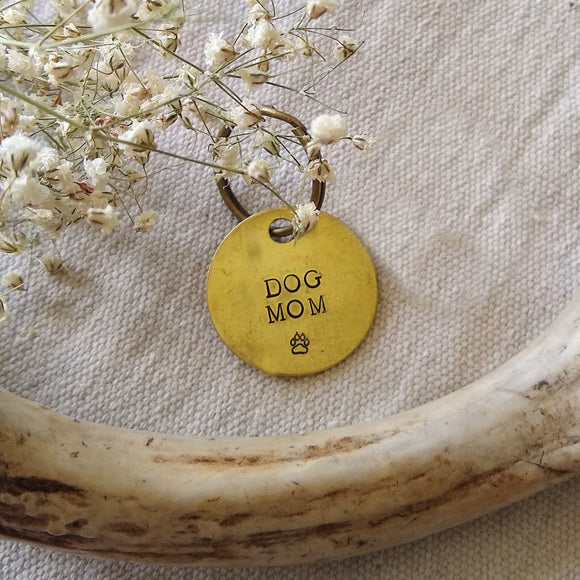 DOG MOM 🐾 Key Tag